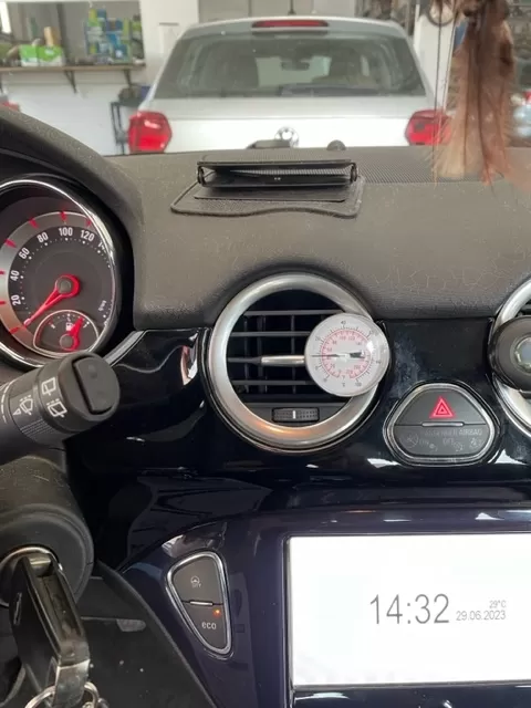 Recherche micro fuite sur climatisation à La Valette-du-Var, La Valette-du-Var, Var Électric Auto